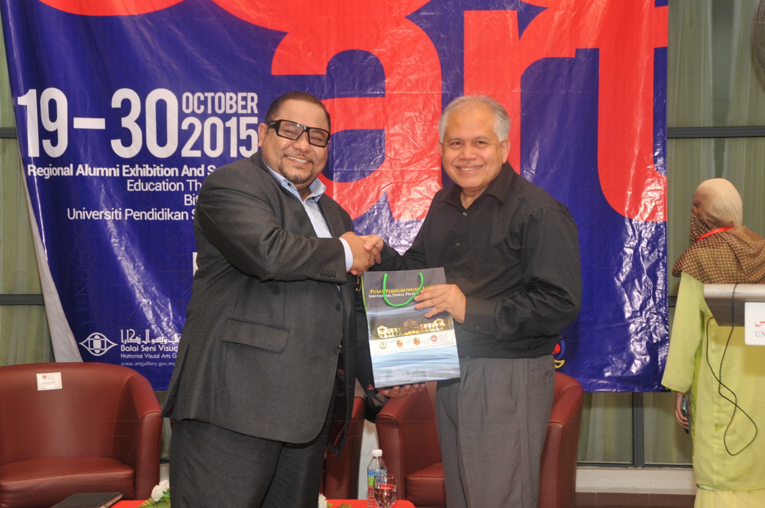 PRO15 173 ESE HAS 2281